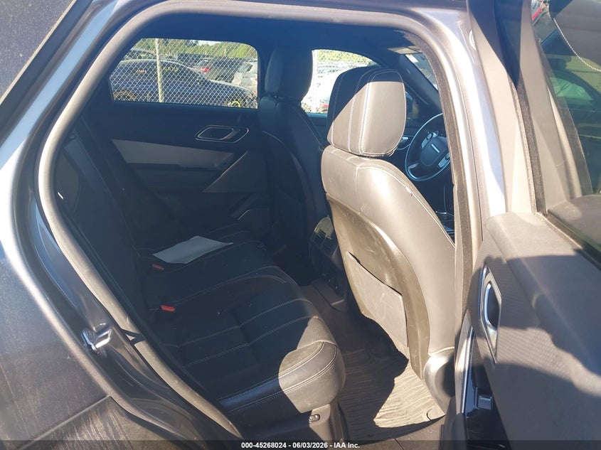 2019 Land rover Range rover velar VIN SALYL2EX0KA212575 IAAI salvage auction — NORMAL WEAR, Clear (Massachusetts), sold $7,950 on 2026-07-13 (photo 8)