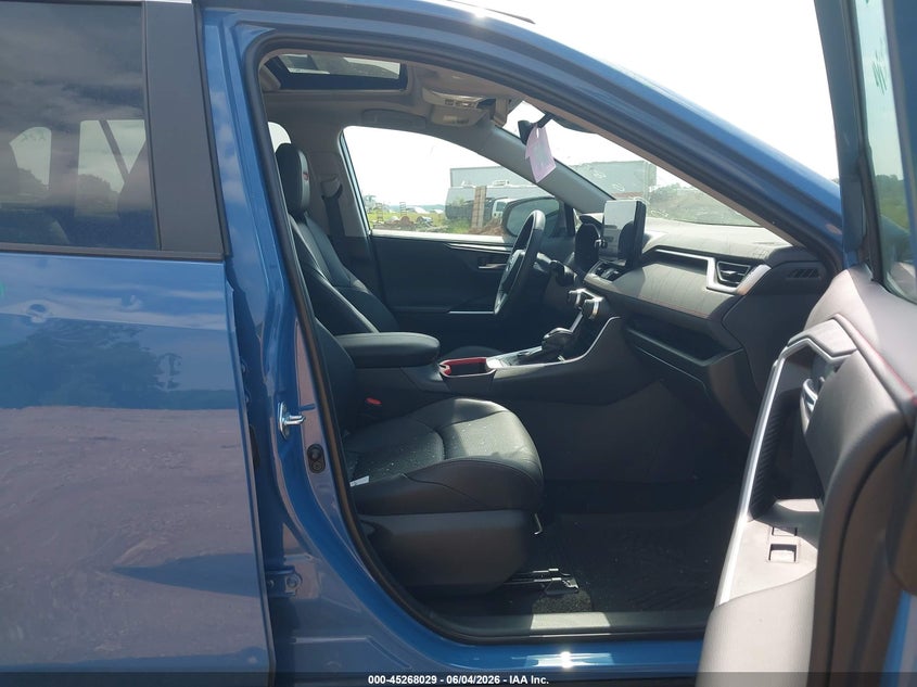 2024 Toyota Rav 4 VIN 2T3S1RFV5RW476038 IAAI salvage auction — HAIL, Salvage Title, sold $21,100 on 2026-07-30 (photo 5)