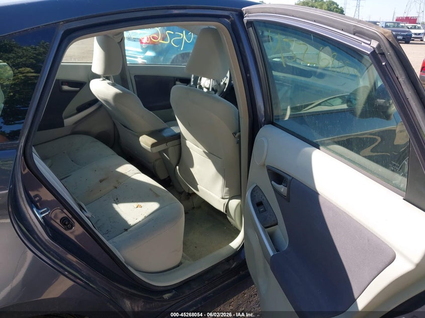 2011 Toyota Prius VIN JTDKN3DU9B0250221 IAAI salvage auction — FRONT & REAR, Clear (Indiana), sold $1,100 on 2026-07-17 (photo 8)
