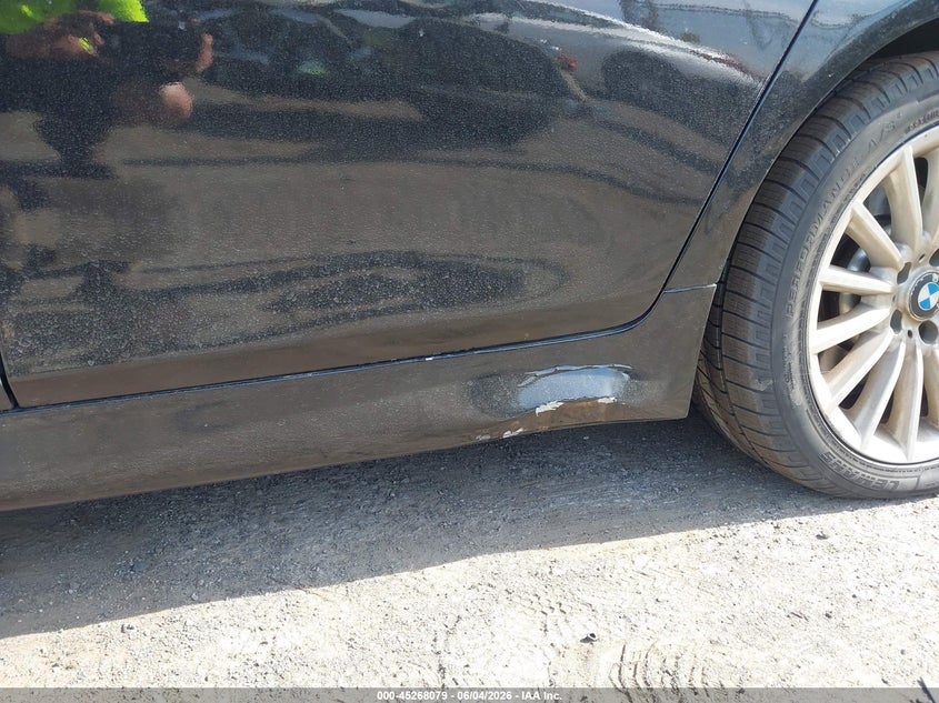 2014 BMW 5er VIN WBA5B3C57ED535431 IAAI salvage auction — SIDE, Previous Salvage (Michigan), sold $1,125 on 2026-07-16 (photo 6)