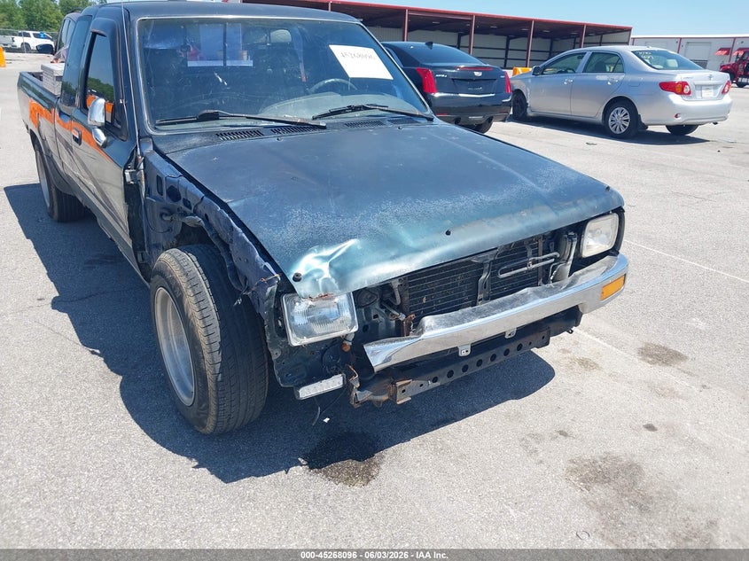 1994 Toyota Pickup VIN JT4RN93P1R5100792 IAAI salvage auction — NORMAL WEAR, Clear (Indiana), sold $2,350 on 2026-07-16 (photo 6)
