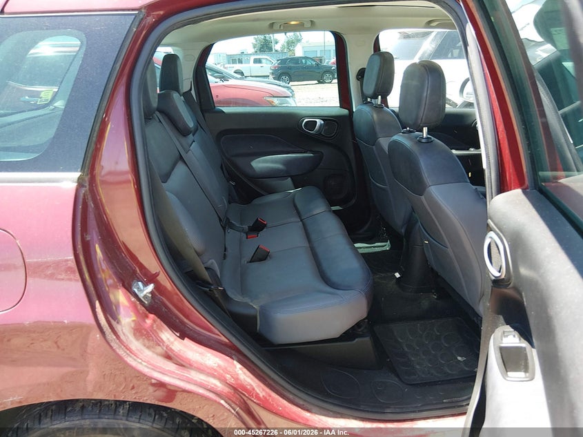 2015 Fiat 500l VIN ZFBCFACHXFZ033386 IAAI salvage auction — NORMAL WEAR, Peddle Clear Public-Restricted (Oregon), sold $25 on 2026-07-06 (photo 8)