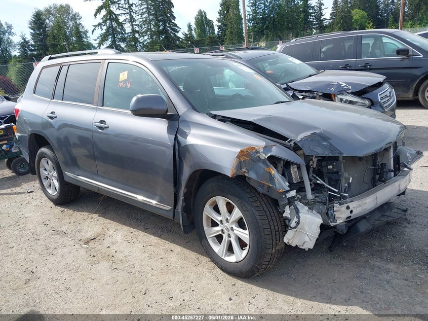 2012 Toyota Highlander VIN 5TDBK3EH6CS152787 IAAI salvage auction — NORMAL WEAR, Rebuilt-Non-Public (Washington), sold $1,600 on 2026-07-15 (photo 1)