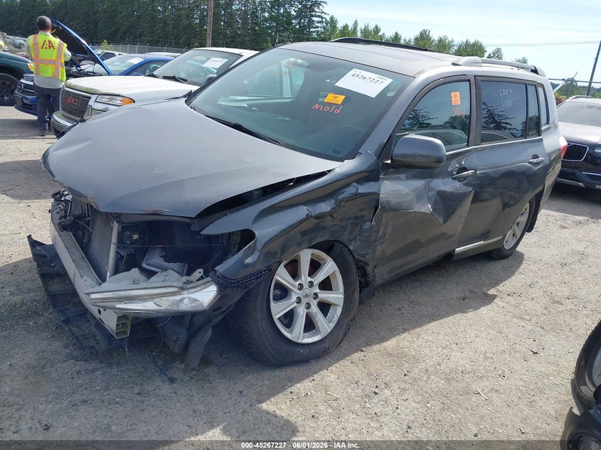 2012 Toyota Highlander VIN 5TDBK3EH6CS152787 IAAI salvage auction — NORMAL WEAR, Rebuilt-Non-Public (Washington), sold $1,600 on 2026-07-15 (photo 6)