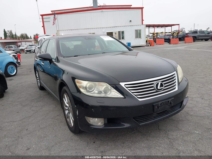 2012 Lexus Ls VIN JTHBL5EF4C5112817 IAAI salvage auction — SIDE, Salvage Title, sold $2,400 on 2026-07-16 (photo 1)