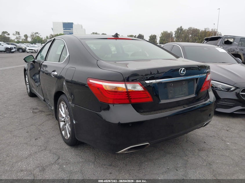 2012 Lexus Ls VIN JTHBL5EF4C5112817 IAAI salvage auction — SIDE, Salvage Title, sold $2,400 on 2026-07-16 (photo 3)