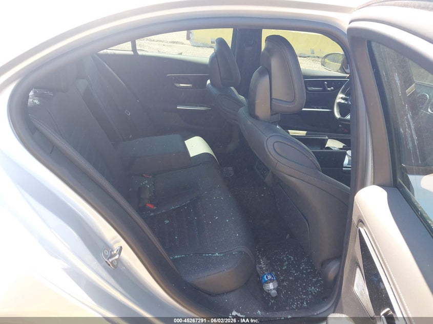 2025 Mercedes-benz C-klasse VIN W1KAF4HB2SR246505 IAAI salvage auction — RIGHT REAR, Salvage Title, sold $14,950 on 2026-07-21 (photo 8)