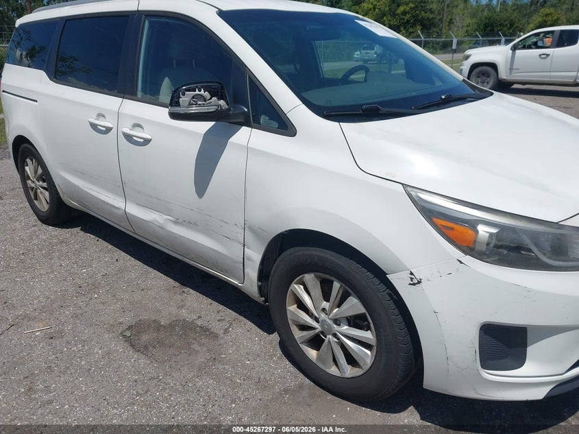 2016 Kia SEDONA VIN KNDMB5C10G6119588 IAAI salvage auction — FRONT & REAR, Clear (Florida), sold $125 on 2026-07-28 (photo 6)