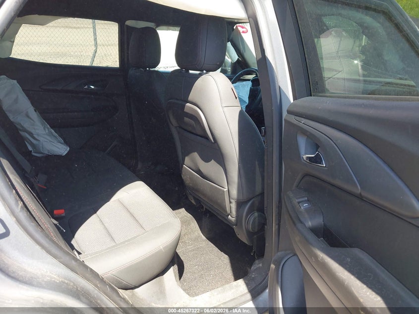 2023 Chevrolet Trailblazer VIN KL79MUSL8PB165705 IAAI salvage auction — FRONT END, Salvage Title, sold $2,525 on 2026-07-09 (photo 8)