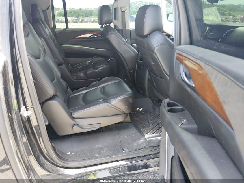 2019 Cadillac Escalade esv VIN 1GYS4JKJXKR235233 IAAI salvage auction — NORMAL WEAR, Repossessed (Missouri), sold $11,450 on 2026-07-23 (photo 8)