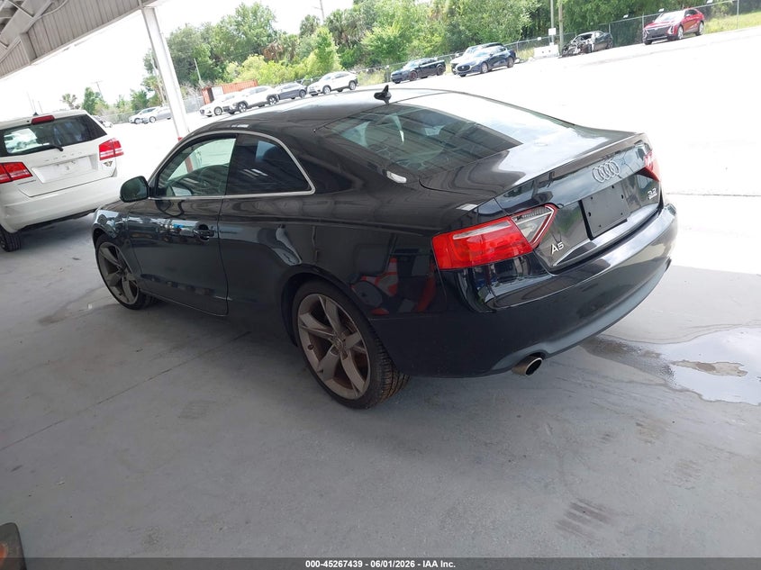 2009 Audi A5 VIN WAUDK78T79A044536 IAAI salvage auction — NORMAL WEAR, Clear (Florida), sold $425 on 2026-07-15 (photo 3)
