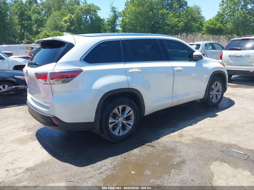 2015 Toyota Highlander VIN 5TDJKRFH7FS169552 IAAI salvage auction — FRONT END, Salvage Title, sold $8,700 on 2026-07-09 (photo 4)