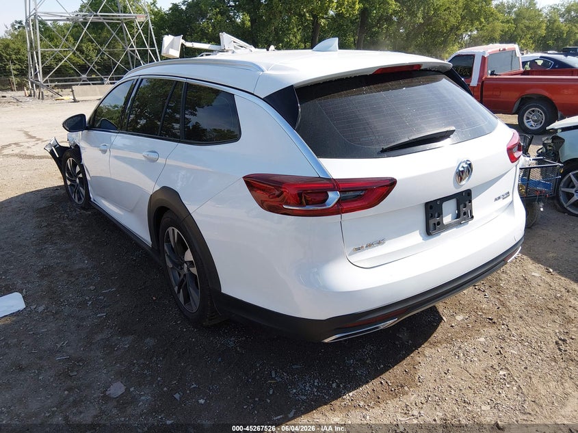 2018 Buick Regal VIN W04GU8SX4J1078606 IAAI salvage auction — LEFT FRONT, Salvage Title, sold $2,550 on 2026-07-18 (photo 3)