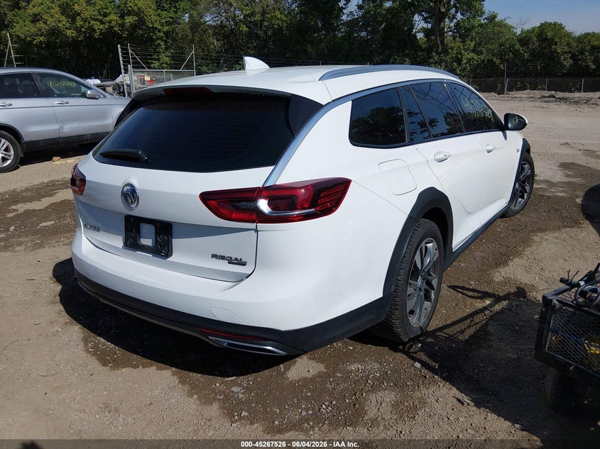 2018 Buick Regal VIN W04GU8SX4J1078606 IAAI salvage auction — LEFT FRONT, Salvage Title, sold $2,550 on 2026-07-18 (photo 4)