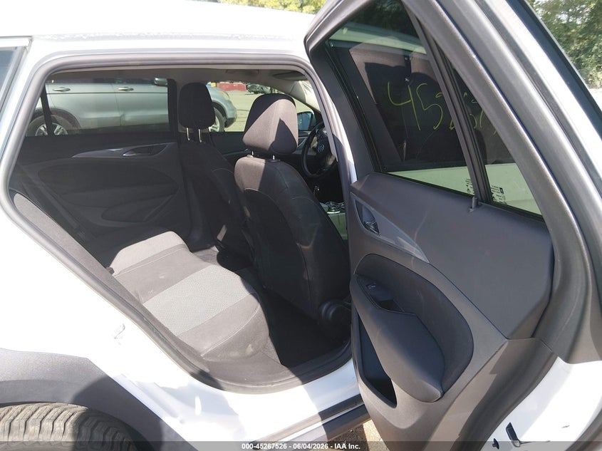 2018 Buick Regal VIN W04GU8SX4J1078606 IAAI salvage auction — LEFT FRONT, Salvage Title, sold $2,550 on 2026-07-18 (photo 8)