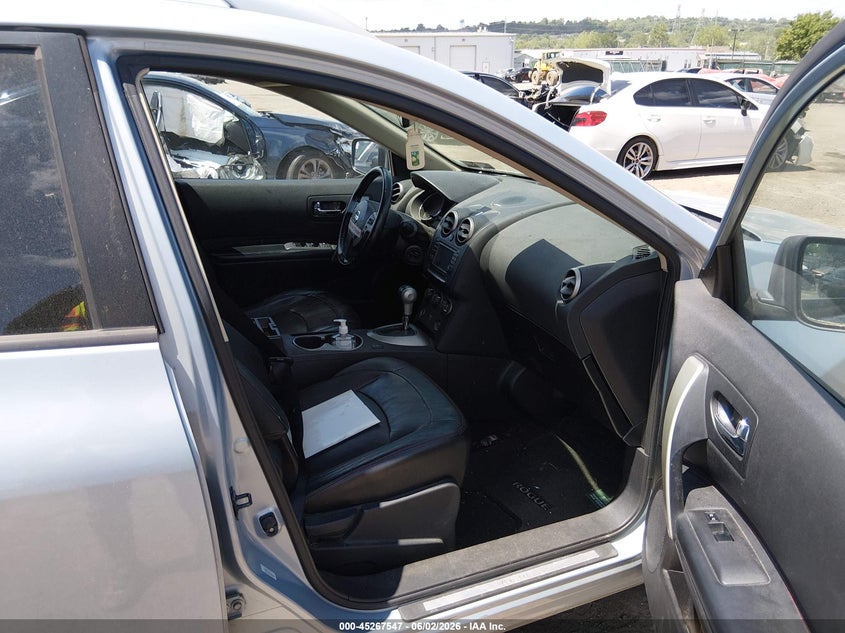 2011 Nissan Rogue VIN JN8AS5MV6BW252289 IAAI salvage auction — NORMAL WEAR, Clear (Pennsylvania), sold $550 on 2026-07-10 (photo 5)