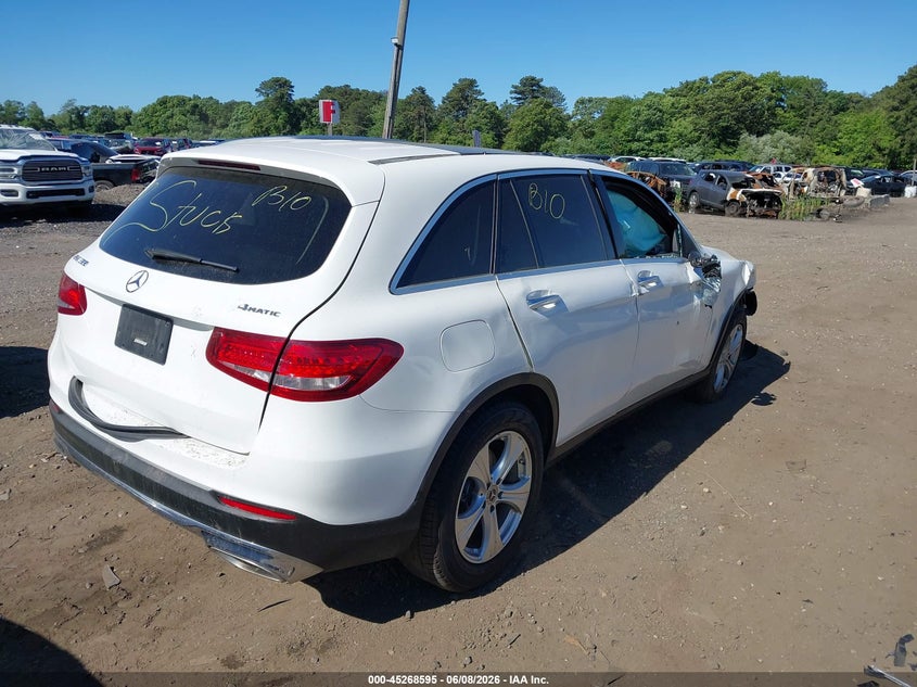 2018 Mercedes-benz Glc VIN WDC0G4KB9JF402156 IAAI salvage auction — BIOHAZARD/CHEMICAL, Salvage Title, sold $3,050 on 2026-07-07 (photo 4)