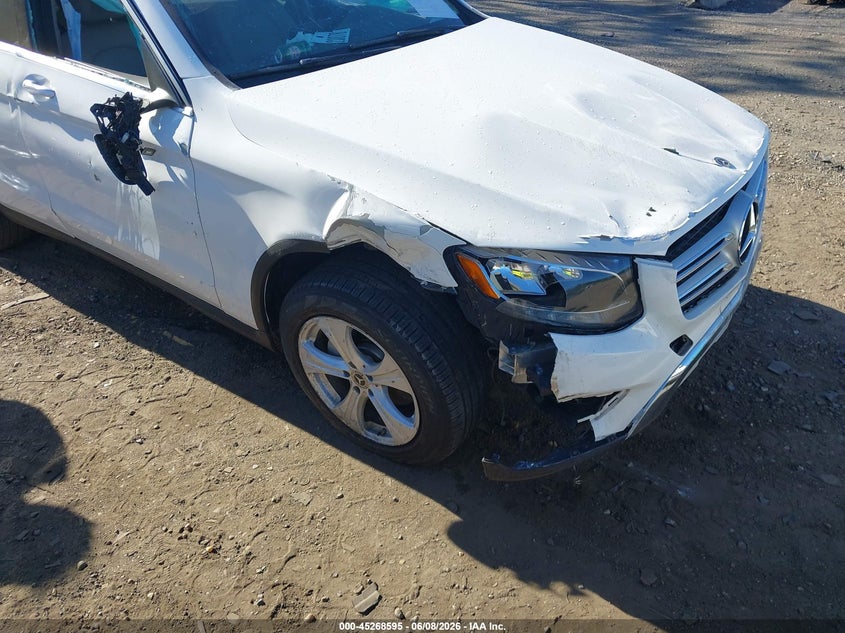 2018 Mercedes-benz Glc VIN WDC0G4KB9JF402156 IAAI salvage auction — BIOHAZARD/CHEMICAL, Salvage Title, sold $3,050 on 2026-07-07 (photo 6)