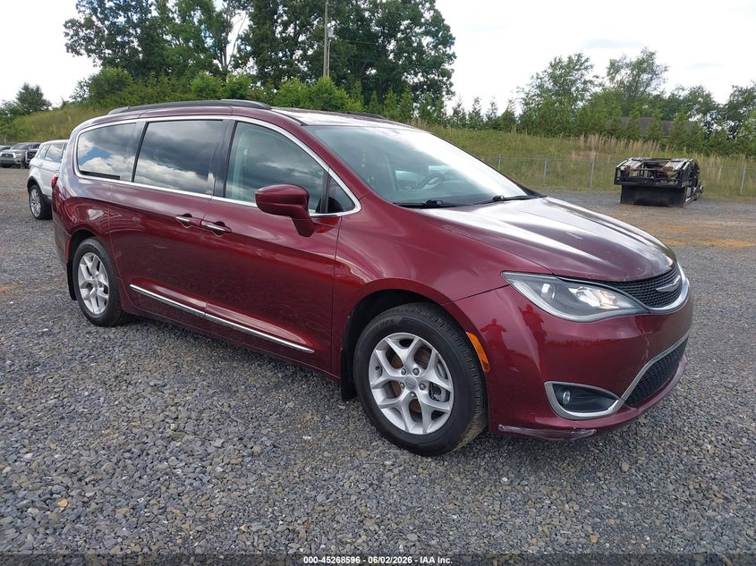 2017 Chrysler Pacifica VIN 2C4RC1BG2HR541857 IAAI salvage auction — NORMAL WEAR, Clear (Pennsylvania), sold $2,550 on 2026-07-09 (photo 1)