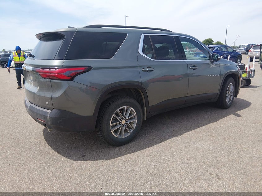 2022 Chevrolet Traverse VIN 1GNEVGKW4NJ168136 IAAI salvage auction — HAIL, Salvage (Minnesota), sold $8,100 on 2026-07-29 (photo 4)