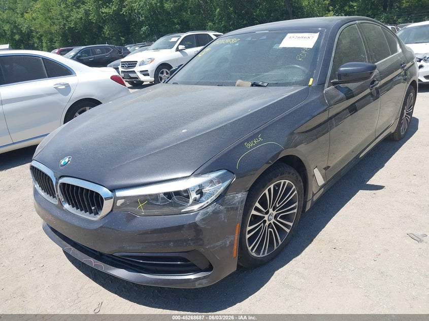 2019 BMW 5er VIN WBAJE5C5XKWE66299 IAAI salvage auction — LEFT SIDE, Salvage Title, sold $10,250 on 2026-07-22 (photo 6)