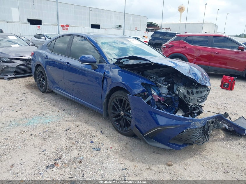 2025 Toyota Camry VIN 4T1DAACK3SU152749 — IAAI salvage auction photo