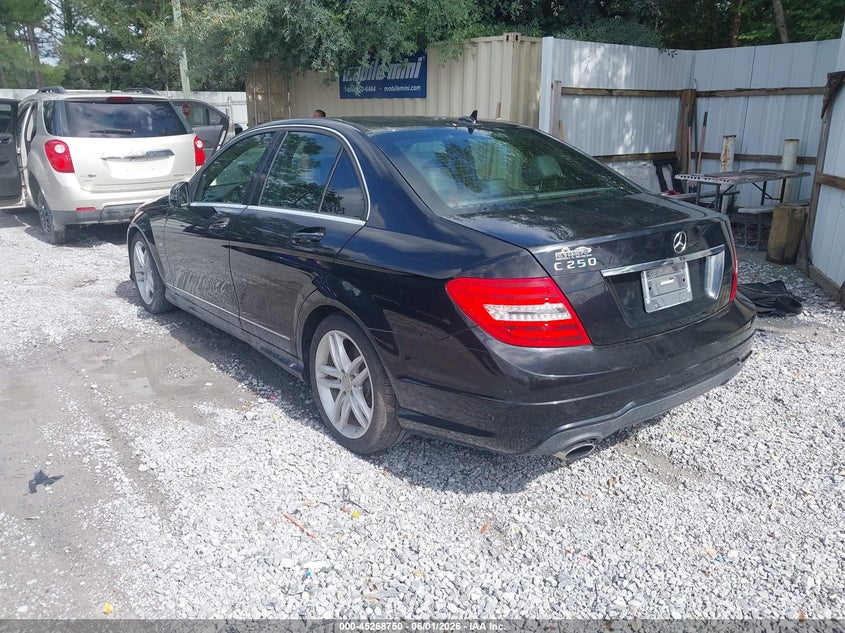 2012 Mercedes-benz C-klasse VIN WDDGF4HB9CA630856 IAAI salvage auction — NORMAL WEAR, Salvage Title, sold $1,550 on 2026-07-24 (photo 3)