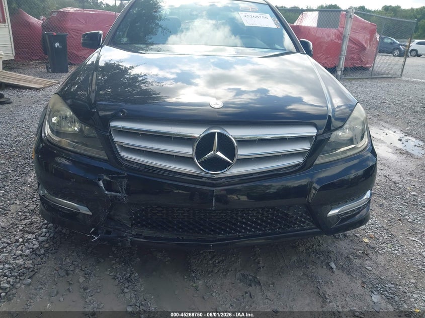 2012 Mercedes-benz C-klasse VIN WDDGF4HB9CA630856 IAAI salvage auction — NORMAL WEAR, Salvage Title, sold $1,550 on 2026-07-24 (photo 6)