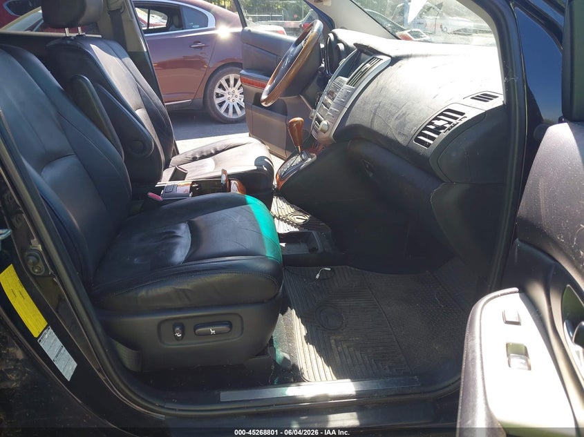 2004 Lexus Rx 330 VIN 2T2HA31U84C015744 IAAI salvage auction — NORMAL WEAR, Clear (New York), sold $725 on 2026-07-09 (photo 5)