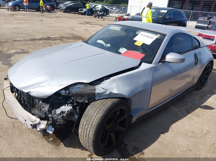 2006 Nissan 350z VIN JN1AZ34D26M308199 IAAI salvage auction — FRONT & REAR, Salvage (West Virginia), sold $875 on 2026-07-30 (photo 2)