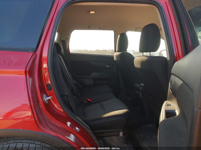 2018 Mitsubishi Outlander VIN JA4AD2A36JZ015879 IAAI salvage auction — HAIL, Salvage Title, sold $1,950 on 2026-07-20 (photo 8)