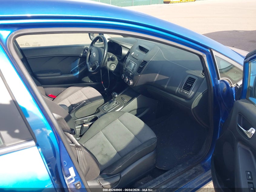 2014 Kia Forte VIN KNAFX4A82E5075596 IAAI salvage auction — NORMAL WEAR, Salvage Title, sold $800 on 2026-07-14 (photo 5)