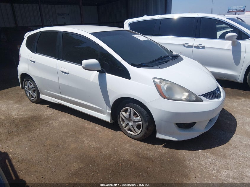 2009 Honda Fit VIN JHMGE88689S023808 IAAI salvage auction — NORMAL WEAR, Clear - Public Restricted (Oklahoma), sold $375 on 2026-07-08 (photo 1)