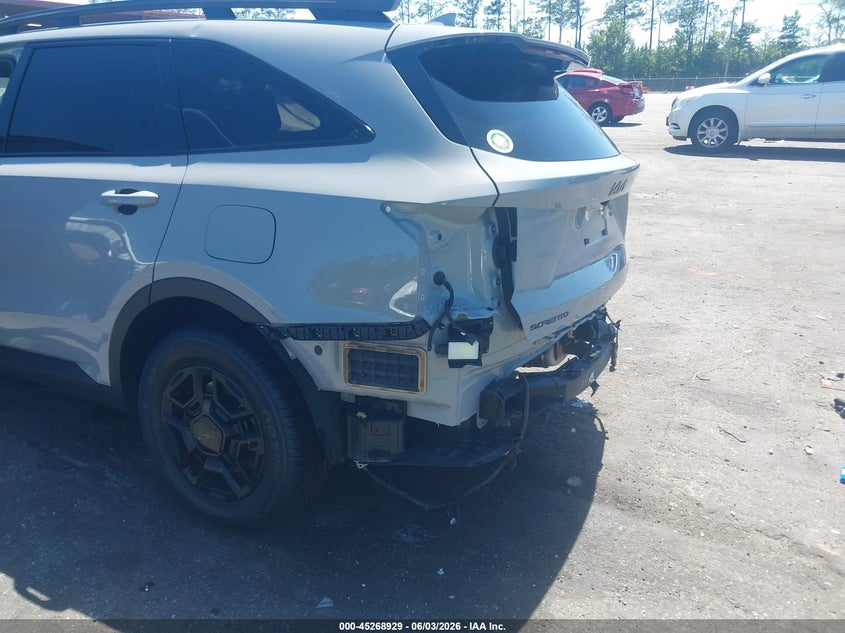 2025 Kia Sorento VIN 5XYRKDJF4SG333178 IAAI salvage auction — REAR END, Rebuildable (Florida), sold $9,900 on 2026-07-28 (photo 6)