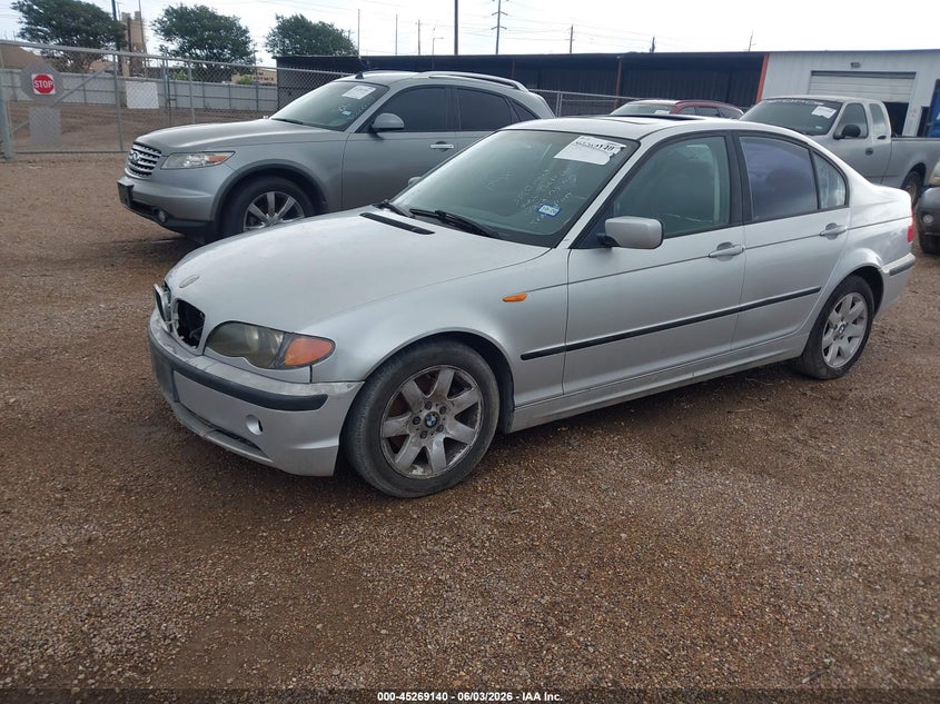 2002 BMW 3 series VIN WBAEV33492KL77910 IAAI salvage auction — NORMAL WEAR, Original (Texas), sold $300 on 2026-07-08 (photo 2)