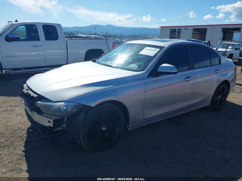 2013 BMW 3er VIN WBA3B5C57DF597126 IAAI salvage auction — FRONT END, Bill Of Sale (Washington), sold $425 on 2026-07-18 (photo 2)