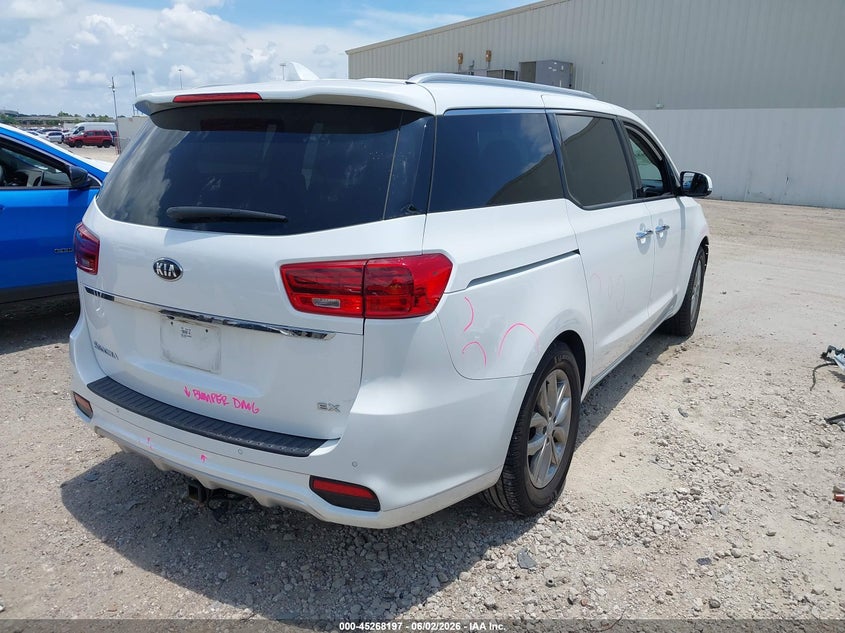2021 Kia SEDONA VIN KNDMC5C18M6670943 IAAI salvage auction — FRONT END, Salvage Title, sold $1,300 on 2026-07-30 (photo 4)