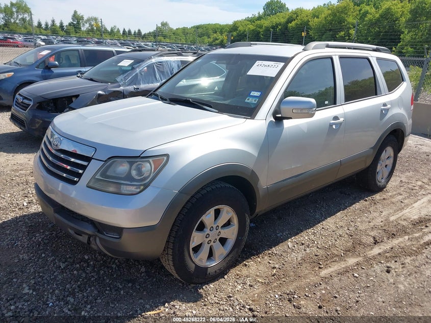 2009 Kia Borrego VIN KNDJJ741895035026 IAAI salvage auction — NORMAL WEAR, Clear (Illinois), sold $500 on 2026-07-08 (photo 2)