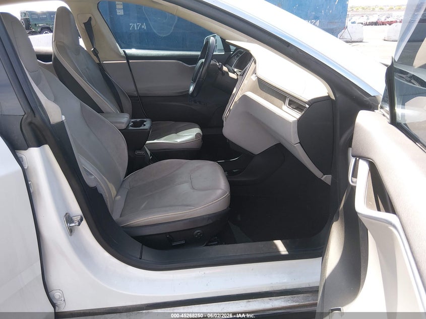 2013 Tesla Model s VIN 5YJSA1CN6DFP20879 IAAI salvage auction — REAR END, Clear (Nevada), sold $1,500 on 2026-07-31 (photo 5)