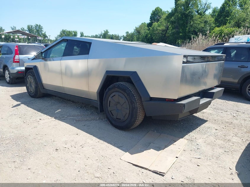 2024 Tesla Cybertruck VIN 7G2CEHED4RA034458 IAAI salvage auction — Flood, Salvage, sold $25 on 2026-09-03 (photo 3)