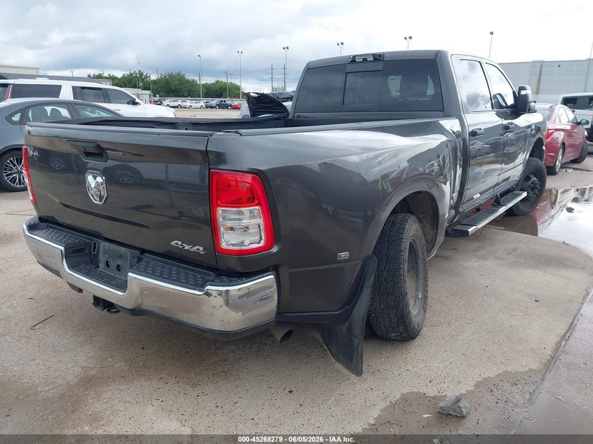 2024 Ram 3500 VIN 3C63RRGL6RG350403 IAAI salvage auction — LEFT SIDE, Original (Texas), sold $17,100 on 2026-09-03 (photo 4)