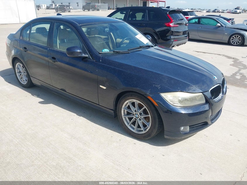 2010 BMW 3er VIN WBAPH7G52ANM52020 IAAI salvage auction — WATER/FLOOD, Salvage (Texas), sold $100 on 2026-07-24 (photo 1)