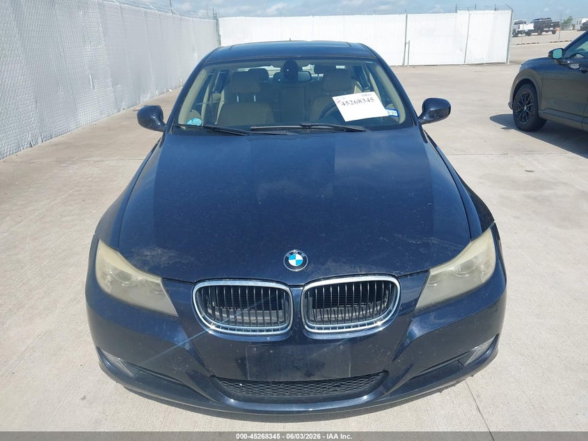 2010 BMW 3er VIN WBAPH7G52ANM52020 IAAI salvage auction — WATER/FLOOD, Salvage (Texas), sold $100 on 2026-07-24 (photo 6)