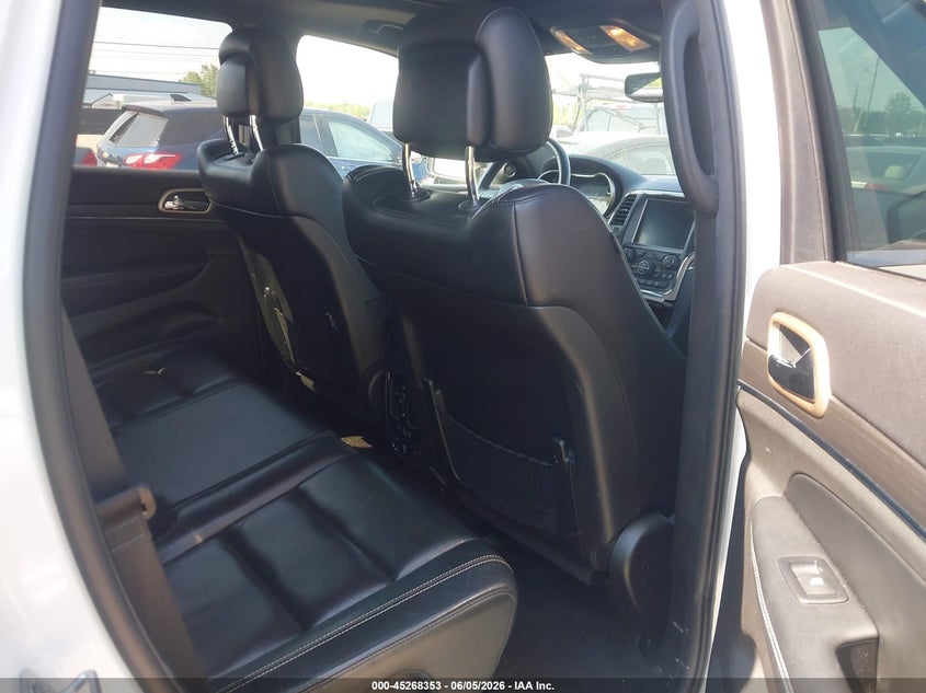 2017 Jeep Grand cherokee VIN 1C4RJFBG4HC810419 IAAI salvage auction — HAIL, Salvage Title, sold $4,500 on 2026-07-11 (photo 8)