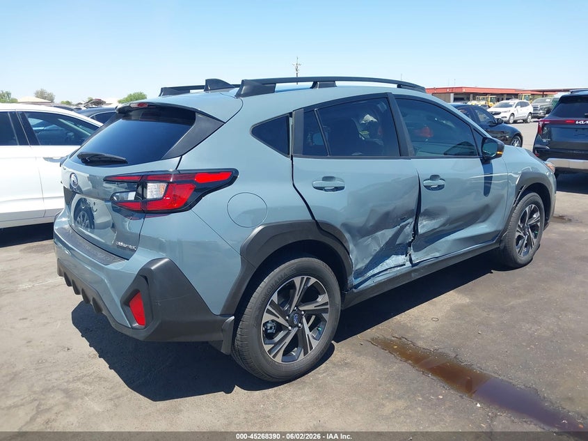 2025 Subaru Xv VIN JF2GUHDC8S8238321 IAAI salvage auction — SIDE, Salvage Title, sold $9,525 on 2026-07-14 (photo 4)