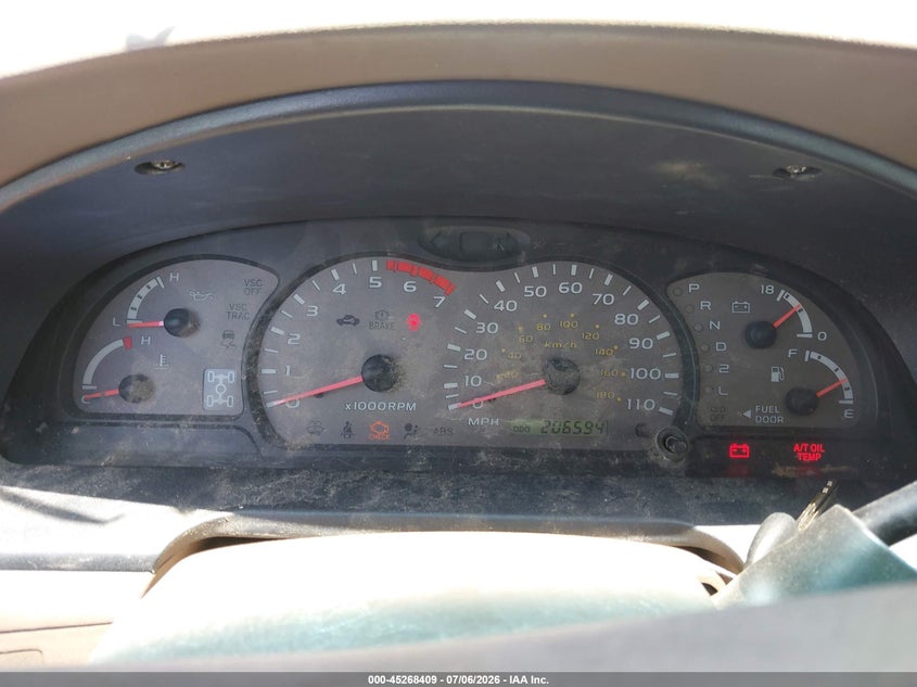 2003 Toyota Sequoia VIN 5TDBT44A53S203445 IAAI salvage auction — FRONT END, Repossessed (Missouri), sold $275 on 2026-07-17 (photo 7)