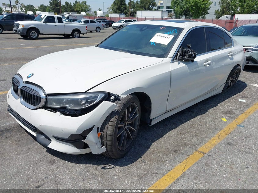 2020 BMW 3er VIN WBA5R1C08LFH36716 IAAI salvage auction — NORMAL WEAR, Clear (Oklahoma), sold $4,800 on 2026-07-14 (photo 2)