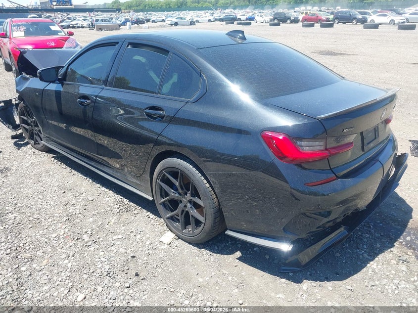 2020 BMW 3er VIN WBA5U9C04LFJ78714 IAAI salvage auction — FRONT & REAR, Salvage Title, sold $9,200 on 2026-08-11 (photo 3)