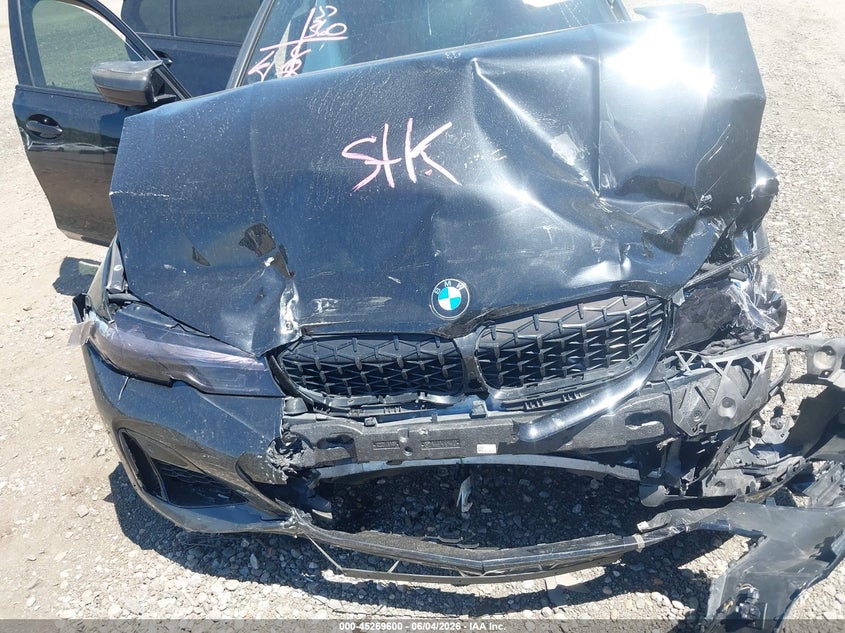 2020 BMW 3er VIN WBA5U9C04LFJ78714 IAAI salvage auction — FRONT & REAR, Salvage Title, sold $9,200 on 2026-08-11 (photo 6)