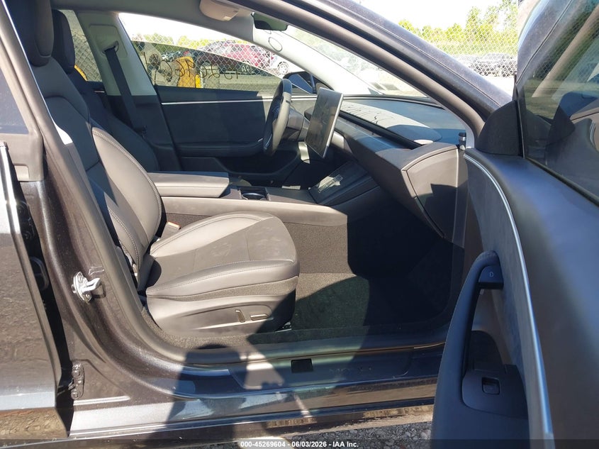 2025 Tesla Model 3 VIN 5YJ3E1EB5SF064926 IAAI salvage auction — UNDERCARRIAGE, Salvage Title, sold $17,600 on 2026-07-09 (photo 5)